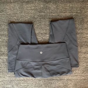 Lululemon graphite grey size 6 leggings